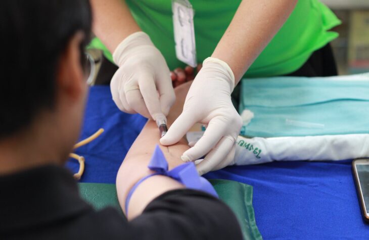 Mau Donor Darah? Ketahui Dulu Fakta Berikut Ini! | WeCare.id