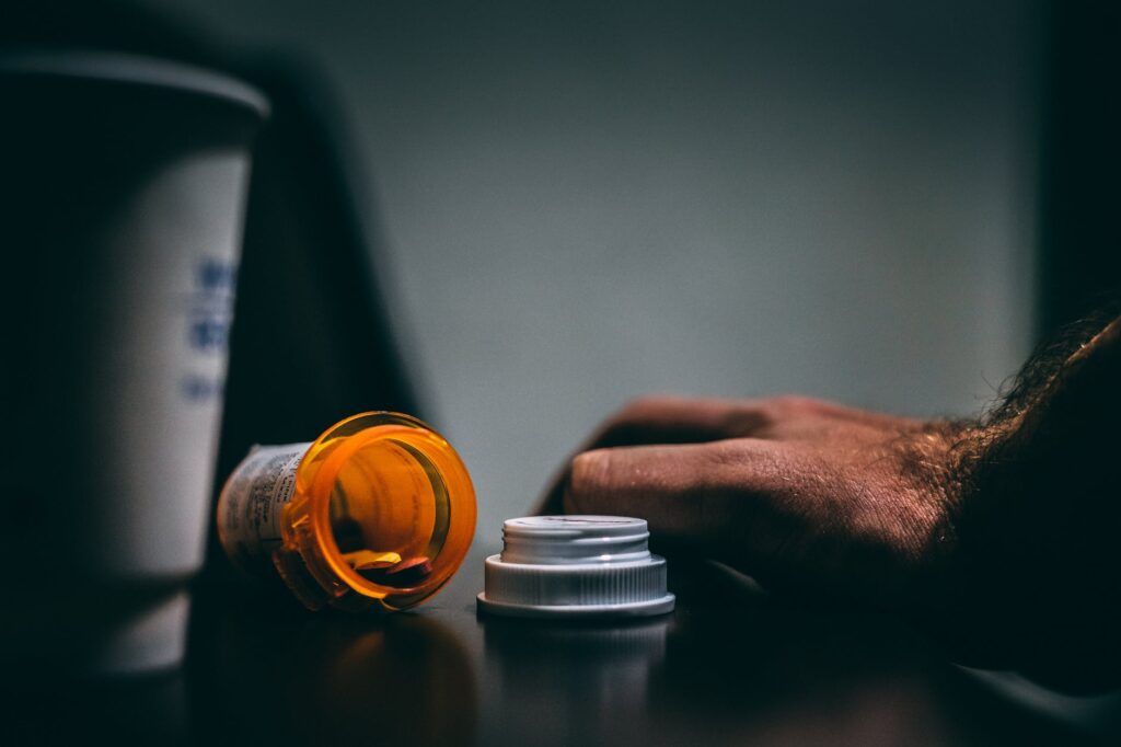 Jenis Narkoba dan Bahayanya bagi Kesehatan | WeCare.id