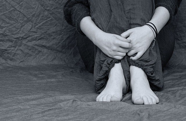 Apakah Depresi Bisa Memicu Orang untuk Bunuh Diri? | WeCare.id