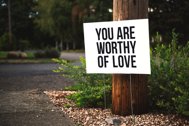 5 Cara Mudah Menerapkan Self-Love | WeCare.id