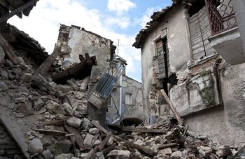 Inilah Antisipasi dan Cara Menghadapi Gempa Bumi | WeCare.id