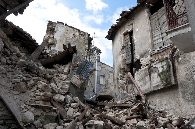 Cara Menangani PTSD Pada Korban Gempa Cianjur | WeCare.id