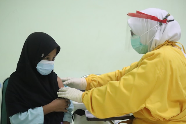 Vaksin HPV: Perlindungan Dini dari Kanker Serviks