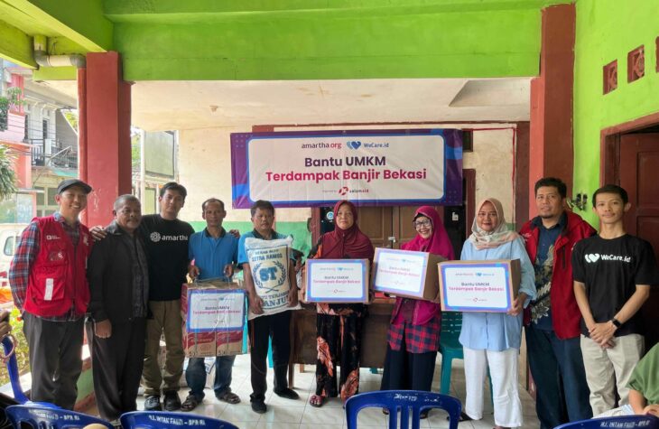 Banjir Bekasi, Amartha dan WeCare.id Berikan Bantuan Kepada UMKM Terdampak | WeCare.id