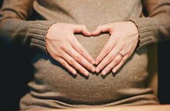 Ketahui Waktu Subur Wanita, Kunci Sukses Kehamilan | WeCare.id