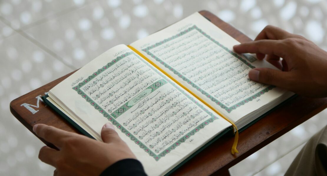 Keutamaan Surat Yasin Ayat 40 dan Hikmahnya